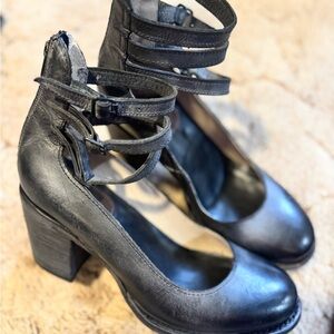 Freebird Black Strappy Heeled Shoes